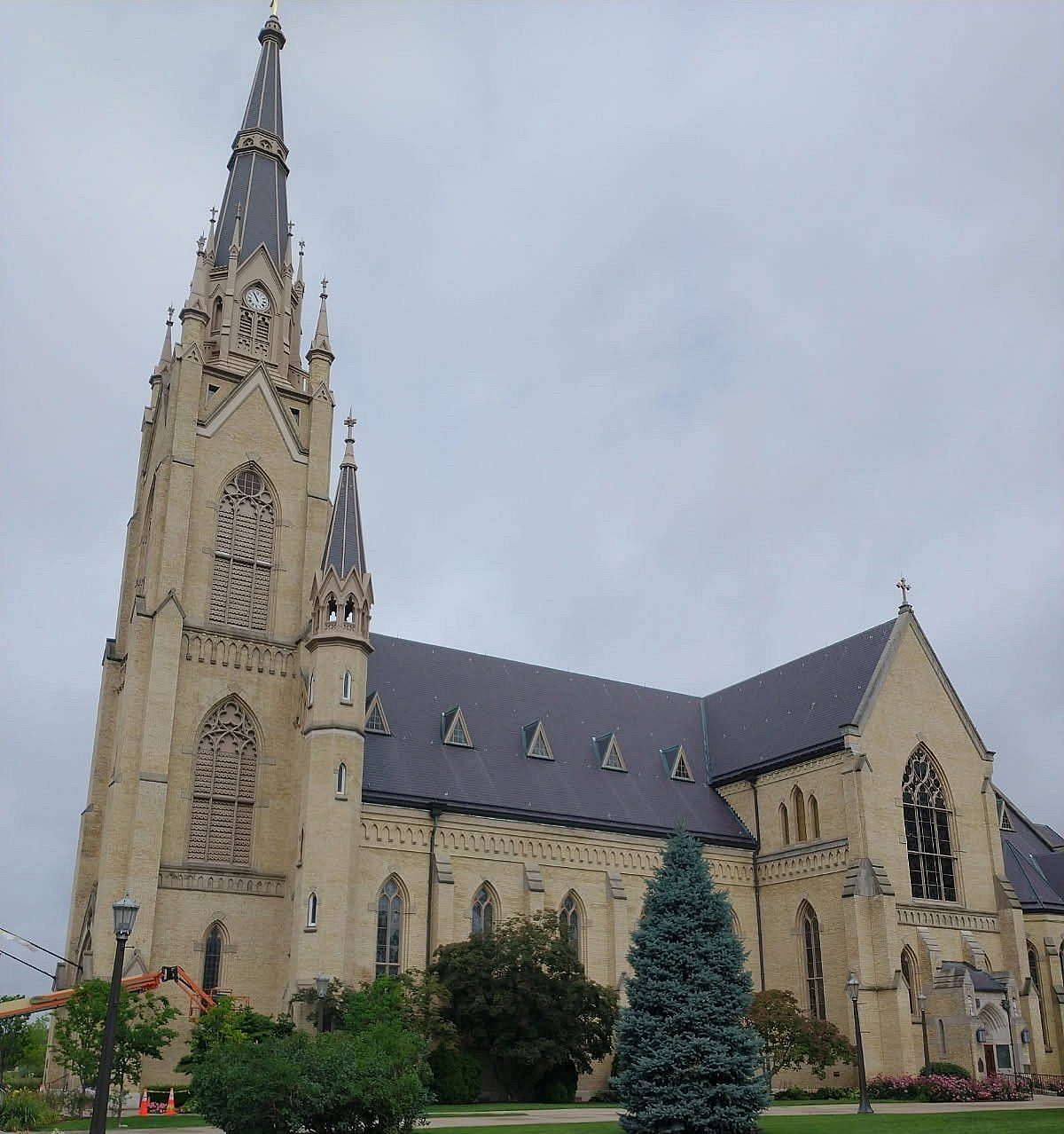 Notre Dame City Feature Image