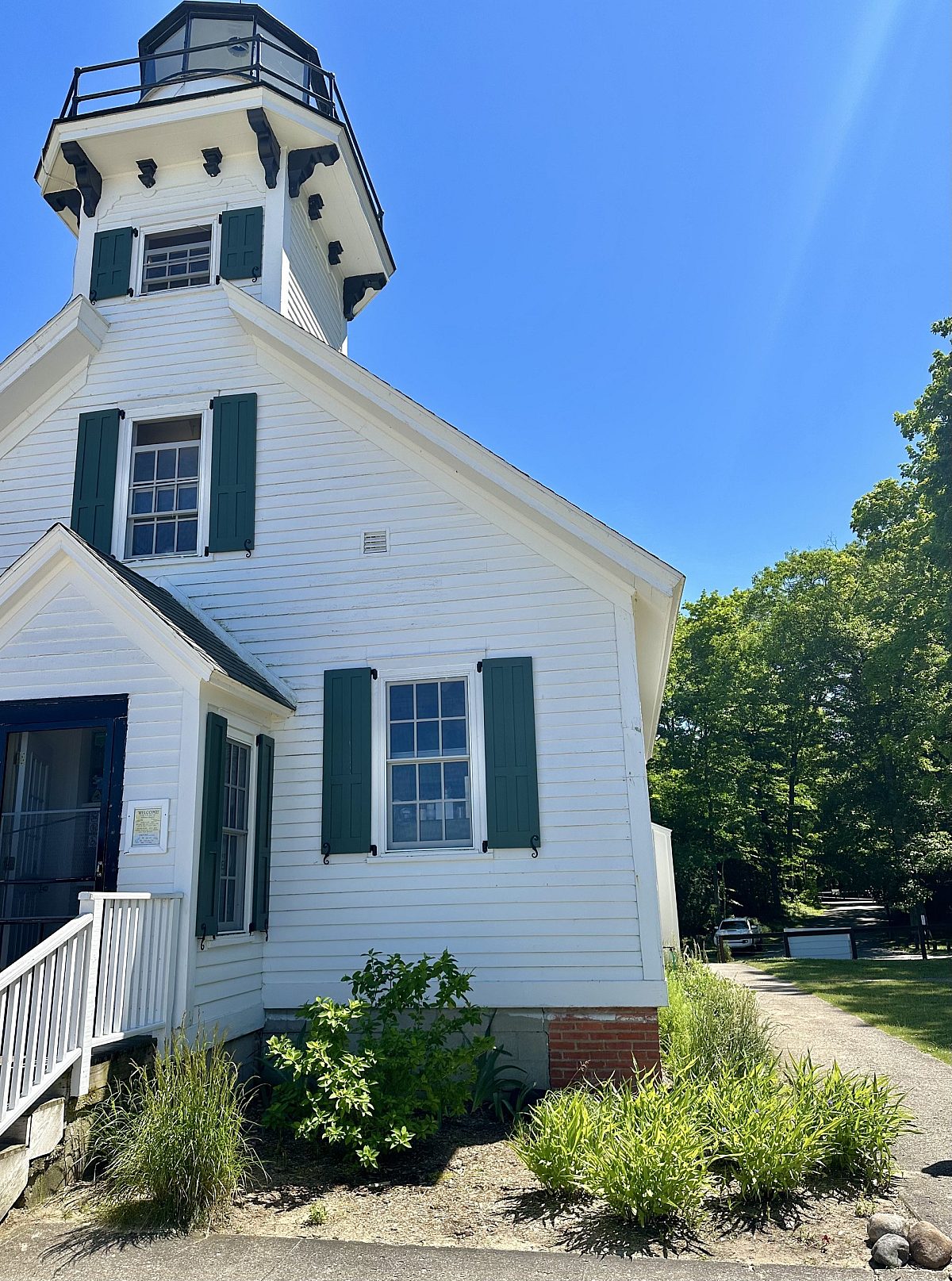 traverse-city-michigan-mission-pointe-lighthouse