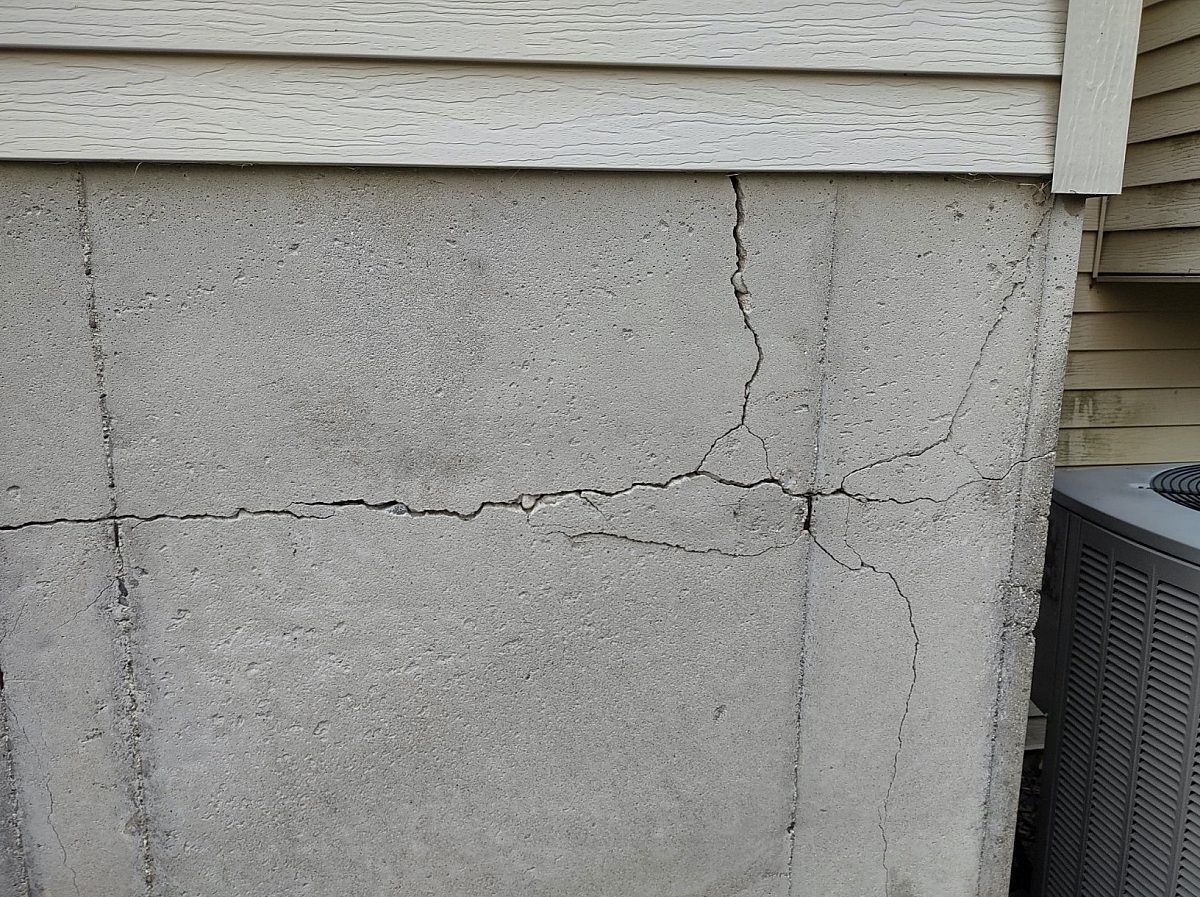 4075 Piute Dr SW Before