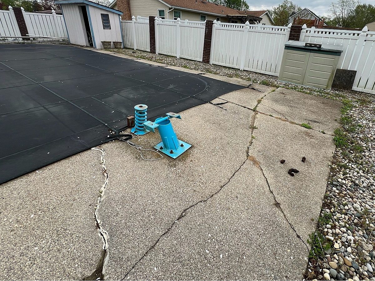 185 Anderson St Before