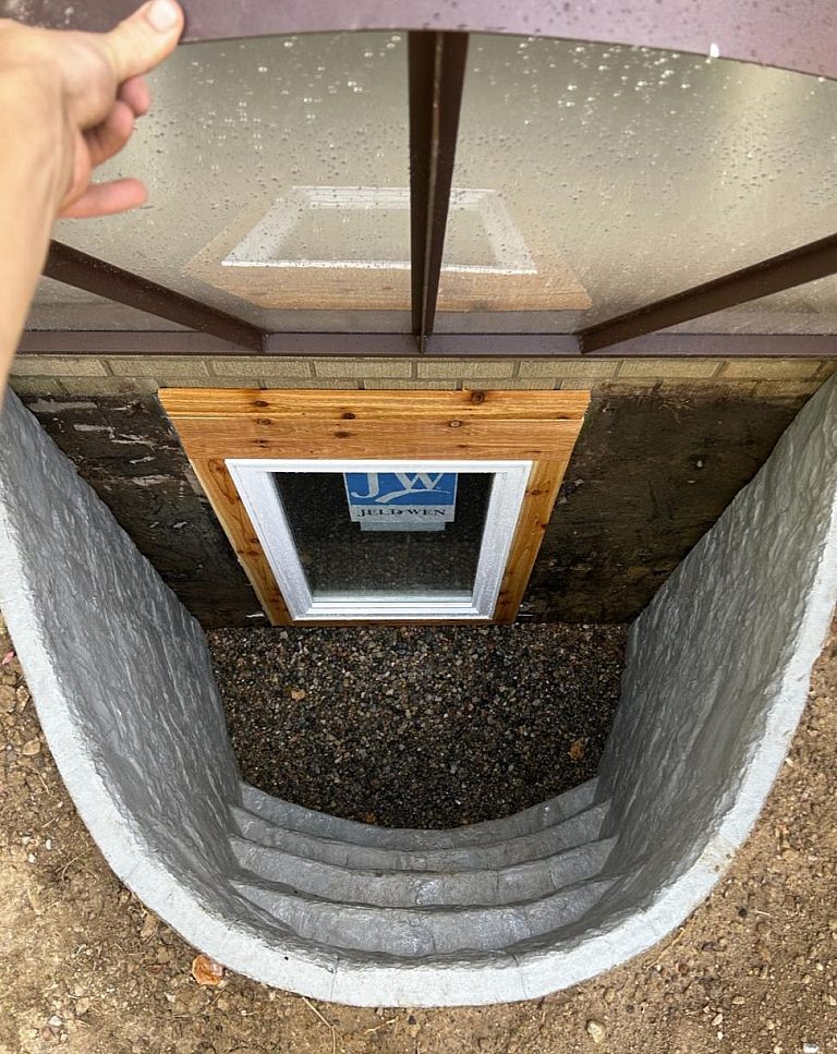 1131 Old Hickory Lane Outside After