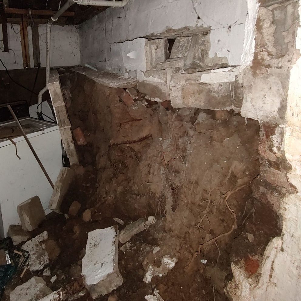 Foundation wall collapsing