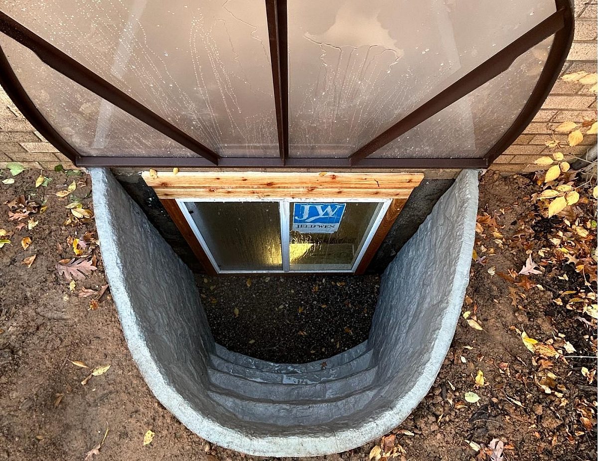 1845 Meadowfield Dr NE After