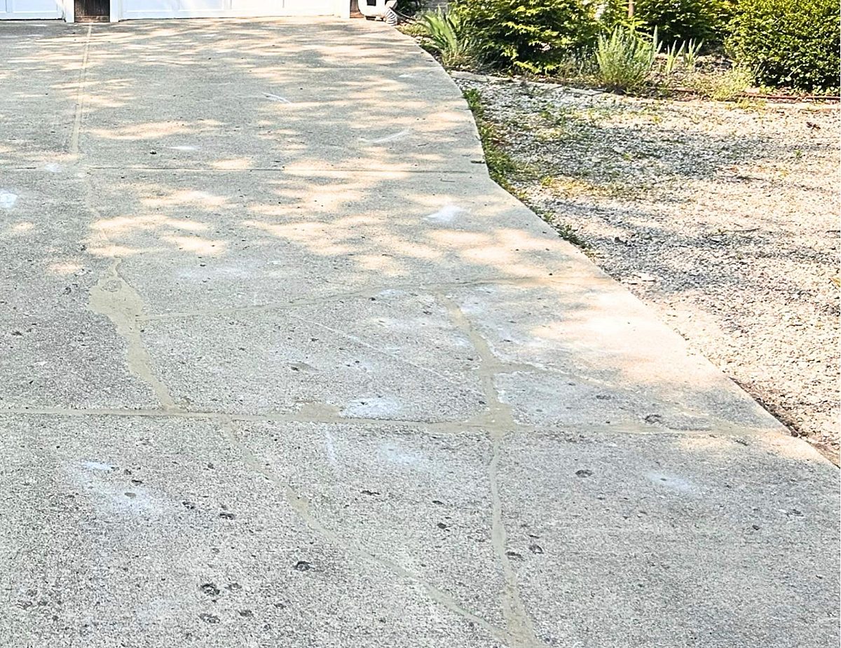 2020 Dexter Ave After