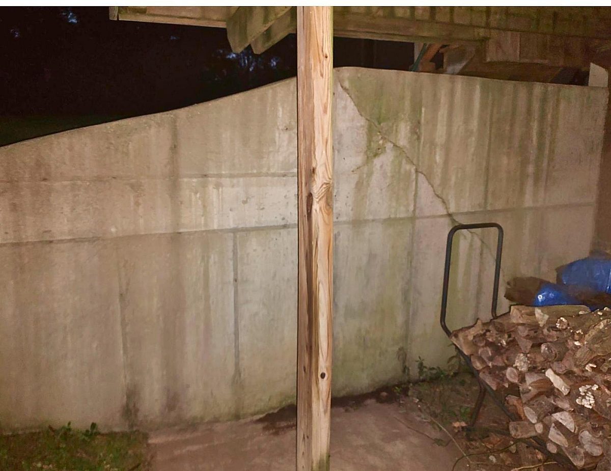 6725 W Garbow Rd Before