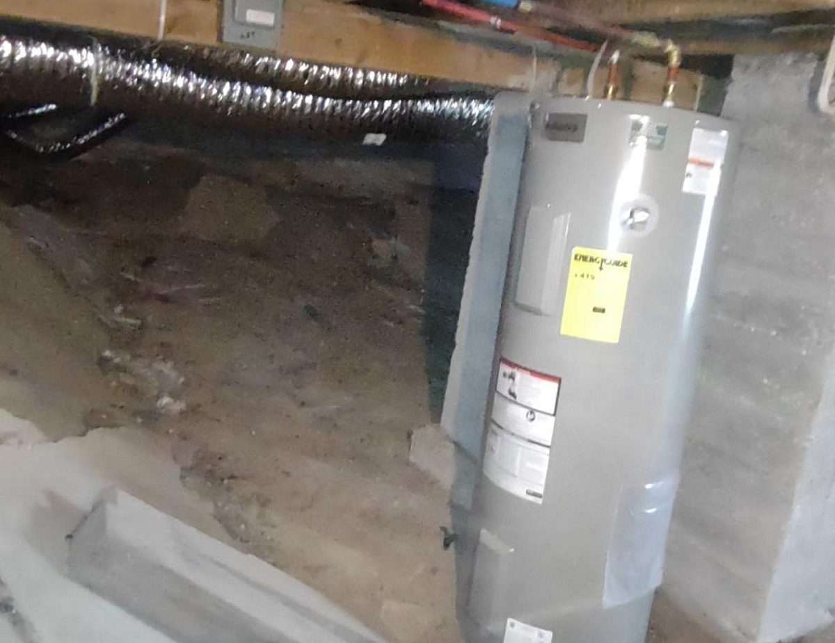 8707 W Canyon Dr Before